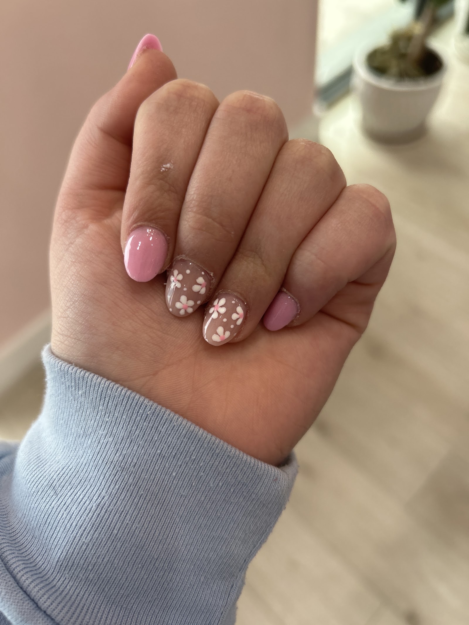 Sunnyvale Nail Bar (15% off for public servants) nail photo 5